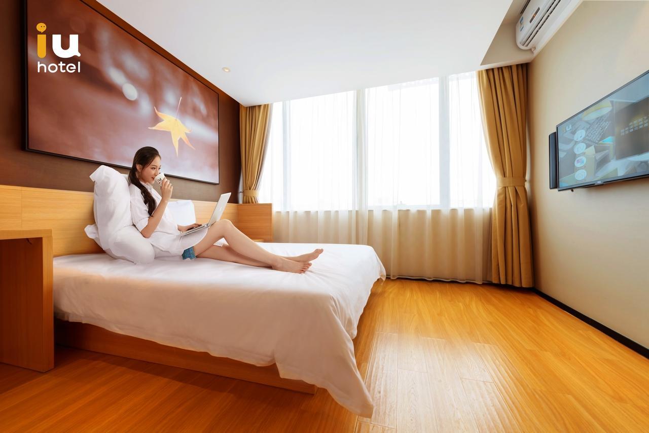 Iu Hotel Ruoyang Yiyang Wenhua Road Экстерьер фото